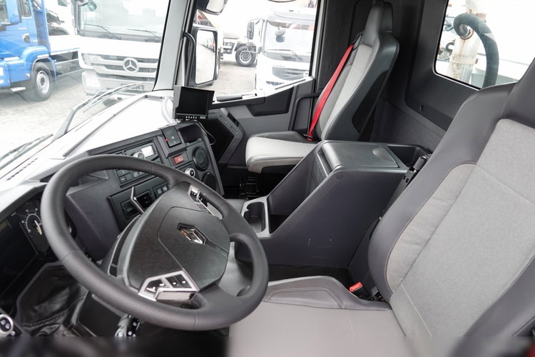 Renault C 430 / 8x4 / WYWROTKA + HYDROBURTA / BORDMATIC / SPROWADZONY zdjęcie 34