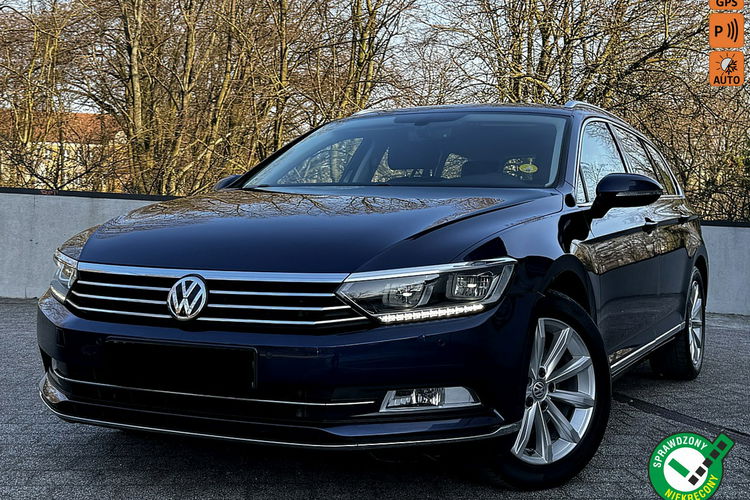 Volkswagen Passat Highline LED Aktywny Tempomat Kamera Gwarancja zdjęcie 1