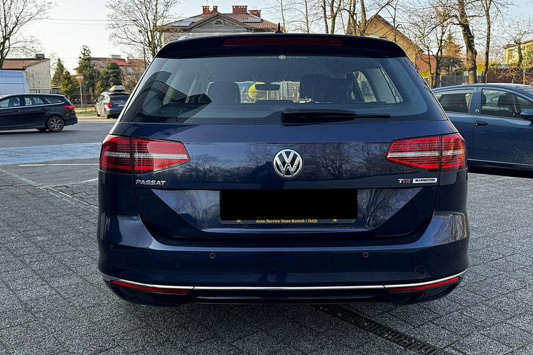 Volkswagen Passat Highline LED Aktywny Tempomat Kamera Gwarancja zdjęcie 5