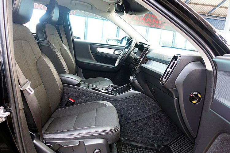 Volvo XC 40 AUTOMAT 163KM Kamera+Navi+Led+SKÓRA 3Lata Garancja 1wł Kraj Bezwypad zdjęcie 9