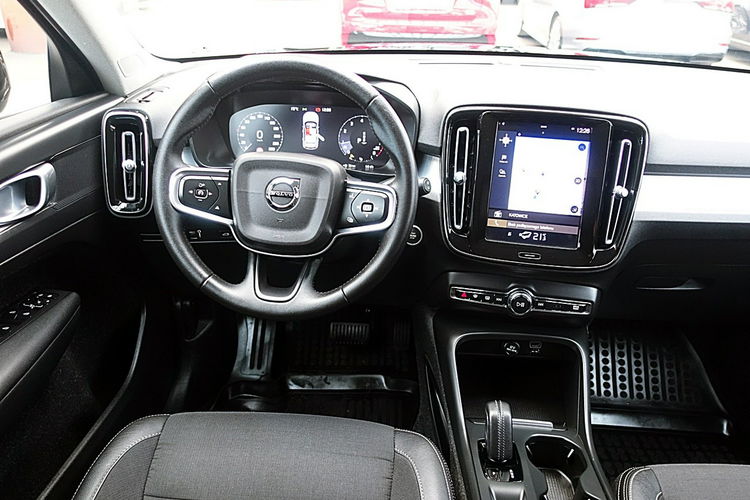 Volvo XC 40 AUTOMAT 163KM Kamera+Navi+Led+SKÓRA 3Lata Garancja 1wł Kraj Bezwypad zdjęcie 12