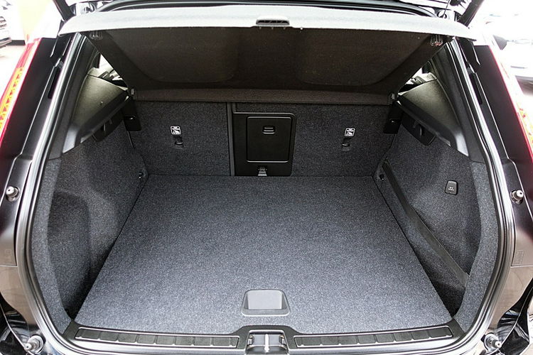 Volvo XC 40 AUTOMAT 163KM Kamera+Navi+Led+SKÓRA 3Lata Garancja 1wł Kraj Bezwypad zdjęcie 13