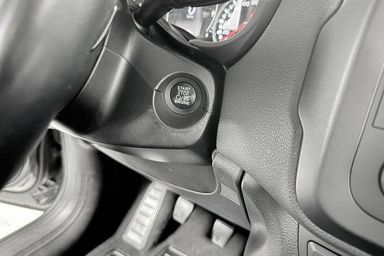 Jeep Renegade 1.6 110KM BROOKLYN Special Edition Blac Navi GPS Klimatronic KeyLessGo zdjęcie 34