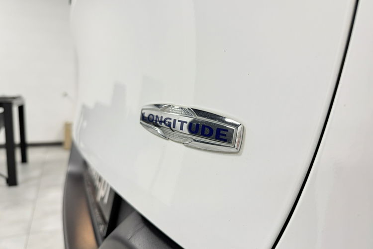 Jeep Cherokee 2.0 MJD 140KM LONGIITUDE Navi GPS Klimatronic Polski Salon zdjęcie 13