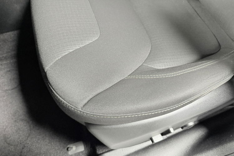 Jeep Cherokee 2.0 MJD 140KM LONGIITUDE Navi GPS Klimatronic Polski Salon zdjęcie 22