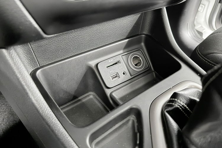 Jeep Cherokee 2.0 MJD 140KM LONGIITUDE Navi GPS Klimatronic Polski Salon zdjęcie 28