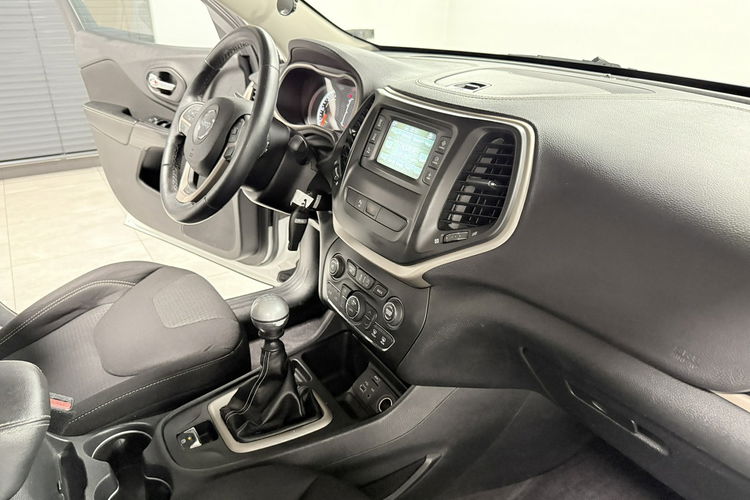 Jeep Cherokee 2.0 MJD 140KM LONGIITUDE Navi GPS Klimatronic Polski Salon zdjęcie 37