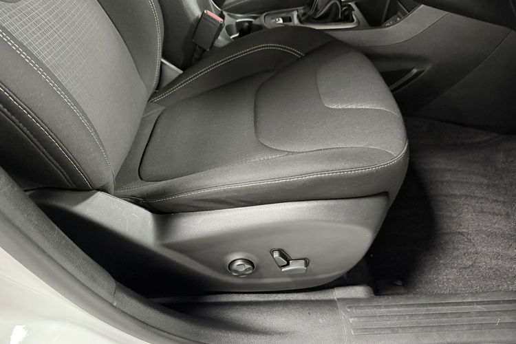 Jeep Cherokee 2.0 MJD 140KM LONGIITUDE Navi GPS Klimatronic Polski Salon zdjęcie 38