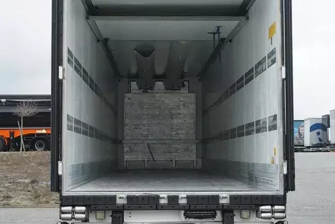 Schmitz CHŁODNIA / CARRIER 1950 / MULTITEMPERATURA / 2 X OŚ PODNOSZONA zdjęcie 10