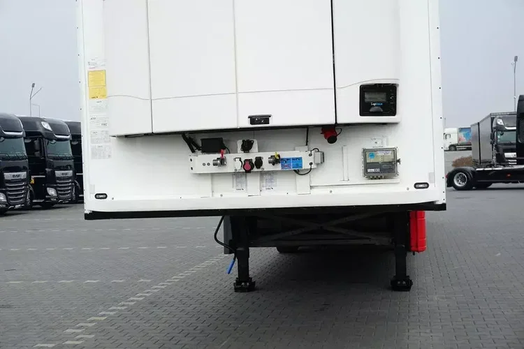 Schmitz CHŁODNIA / CARRIER 1950 / MULTITEMPERATURA / 2 X OŚ PODNOSZONA zdjęcie 14