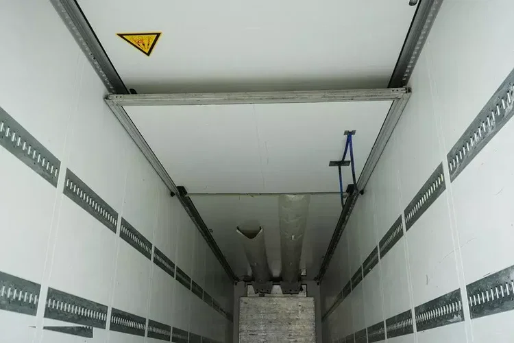 Schmitz CHŁODNIA / CARRIER 1950 / MULTITEMPERATURA / 2 X OŚ PODNOSZONA zdjęcie 26