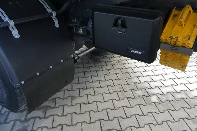 Iveco STRALIS 310 / WYWROTKA + HDS FASSI F130A SKŁADANY W Z / zdjęcie 18