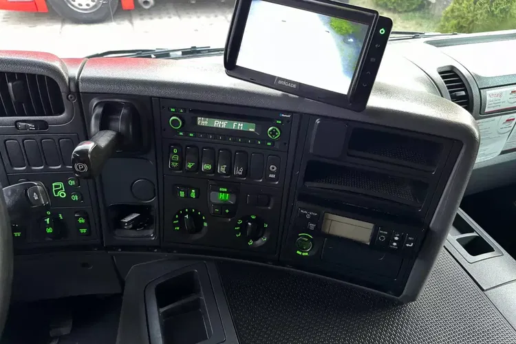 Scania P280 zdjęcie 24