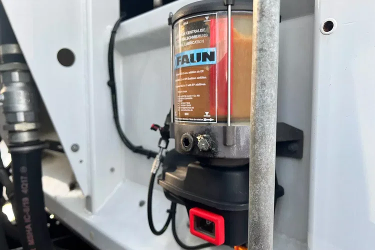 Mercedes ANTOS 1833 FAUN VARIOPRSS 520 V19 zdjęcie 22