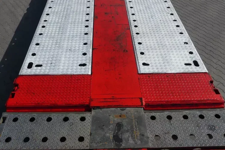 BODEX NISKOPODWOZIOWA / ROZCIĄGANA / 2 OSIE SKRĘTNE / ŁADOWNOŚĆ 47550 KG/ zdjęcie 18