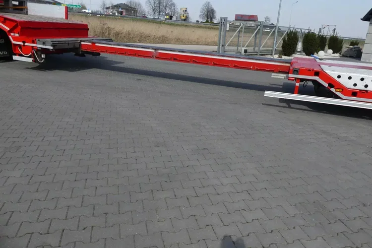 BODEX NISKOPODWOZIOWA / ROZCIĄGANA / 2 OSIE SKRĘTNE / ŁADOWNOŚĆ 47550 KG/ zdjęcie 8