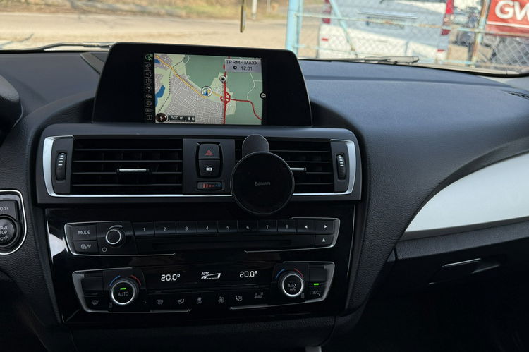 BMW 120 2.0 d automat Navi benzenom ledy Polski salon fotele komfort 1.r .gwar zdjęcie 18