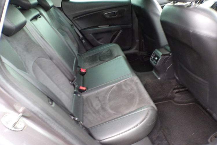 Seat Leon Navi /Klimatronic /Led /Alcantara /1.6 /110KM /2016 zdjęcie 30