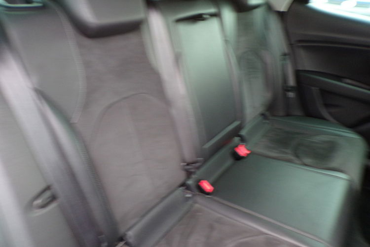Seat Leon Navi /Klimatronic /Led /Alcantara /1.6 /110KM /2016 zdjęcie 31