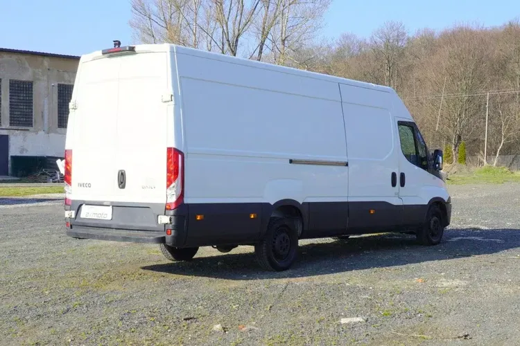 Iveco Daily 35C13 L4_Maxi_Long _Kamera cofania_Niski przebieg zdjęcie 2