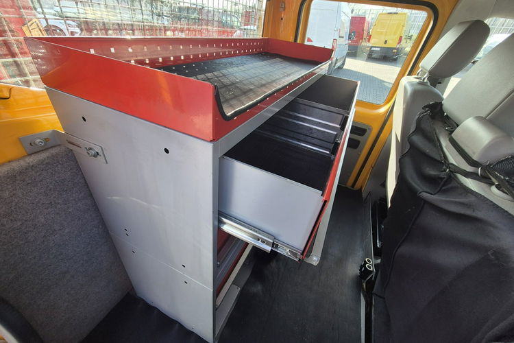 Transporter Volkswagen T5 /Transporter /Doka + Hds 4Motion /Top stan / 2XKoła/ 4x4 zdjęcie 27