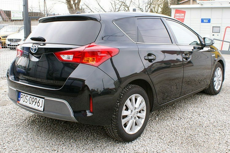 Toyota Auris zdjęcie 5