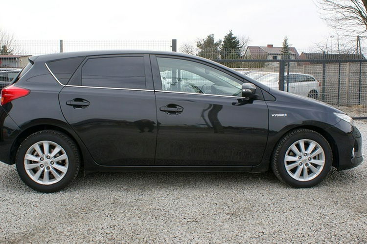 Toyota Auris zdjęcie 6
