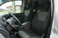 samochód dostawczy Renault zdjęcie 16
