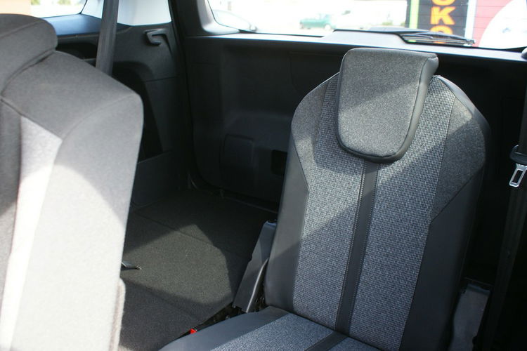 Peugeot 3008 zdjęcie 17