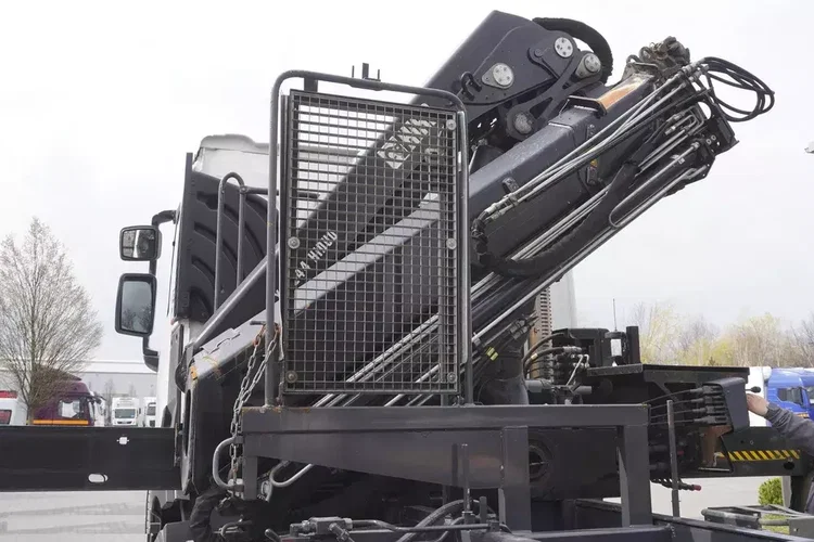 Renault C480 / HDS Hiab 8.7 t / wywrotka 3-stronna / 2 hydroburty zdjęcie 18