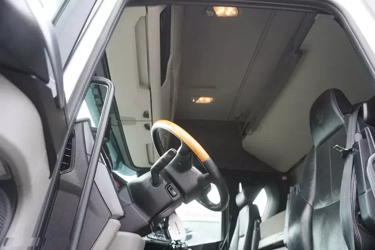 Scania G500 8x2 / 2. oś skrętna / rama 8.35 m / 2021 zdjęcie 18