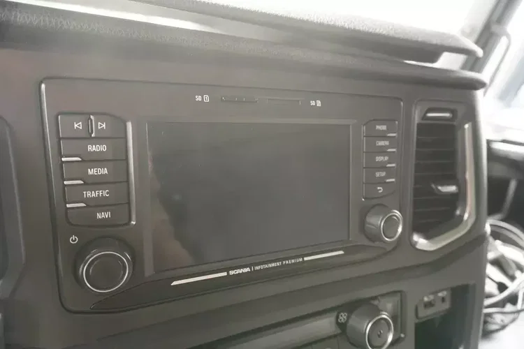 Scania G500 8x2 / 2. oś skrętna / rama 8.35 m / 2021 zdjęcie 24