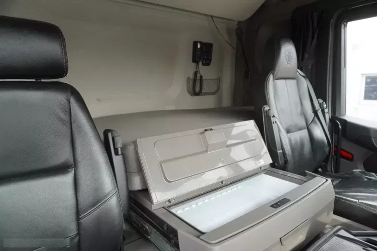 Scania G500 8x2 / 2. oś skrętna / rama 8.35 m / 2021 zdjęcie 27