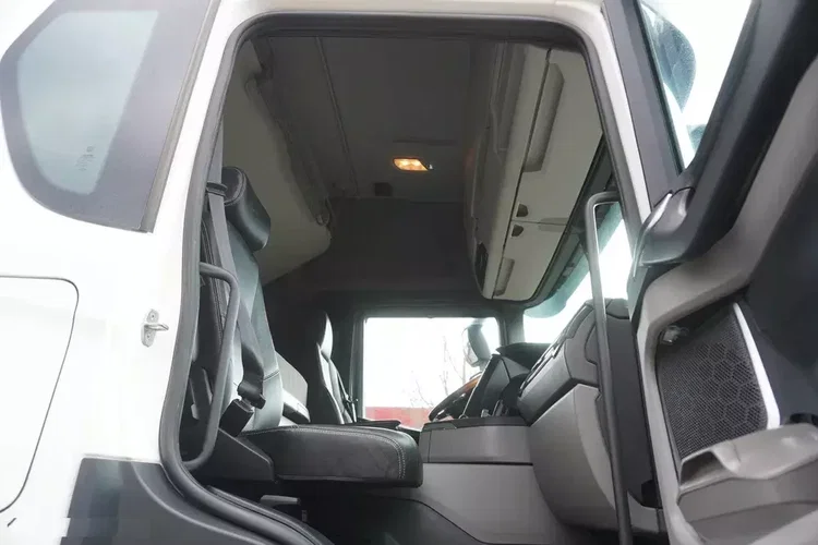 Scania G500 8x2 / 2. oś skrętna / rama 8.35 m / 2021 zdjęcie 29