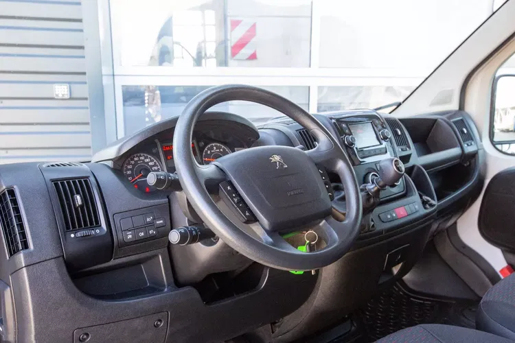 Peugeot Boxer L3H2 Silnik 2.2 BlueHDI zdjęcie 33