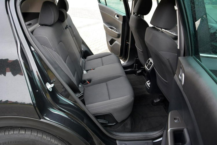 Kia Sportage 115 tys przebiegu Klimatronic Ledy Navi Kamera Parktronic Oryginał zdjęcie 15