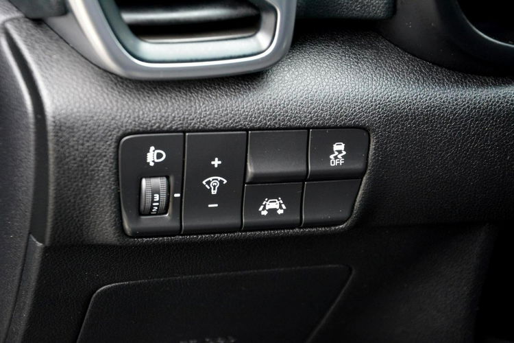 Kia Sportage 115 tys przebiegu Klimatronic Ledy Navi Kamera Parktronic Oryginał zdjęcie 28