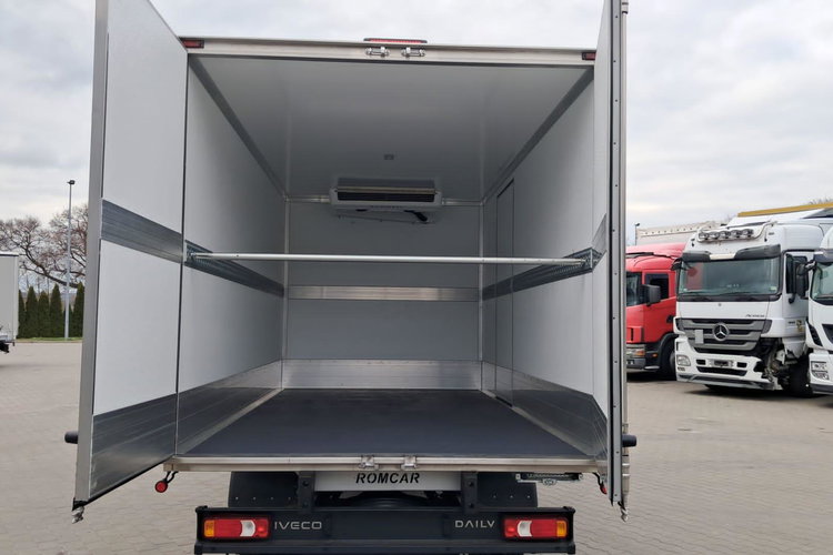 Iveco Daily 50C18HZ zdjęcie 10
