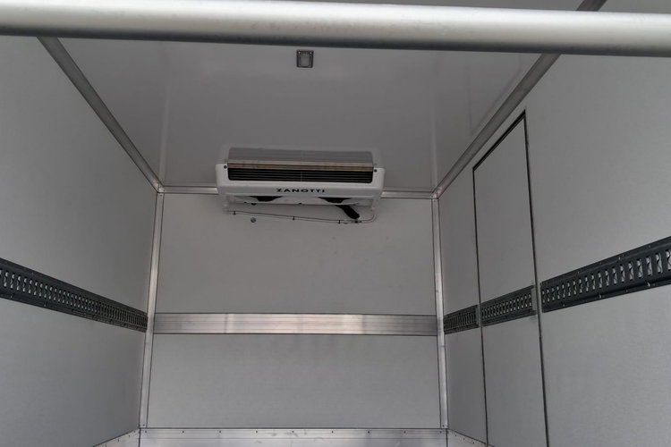 Iveco Daily 50C18HZ zdjęcie 11