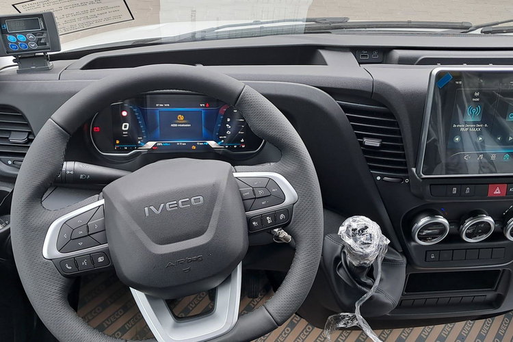 Iveco Daily 50C18HZ zdjęcie 4