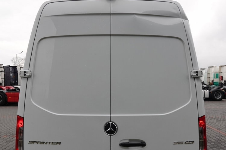 Mercedes SPRINTER / 2021 ROK / BLASZAK / SPROWADZONY /PO KONTRAKCIE SERWISOWYM / zdjęcie 15