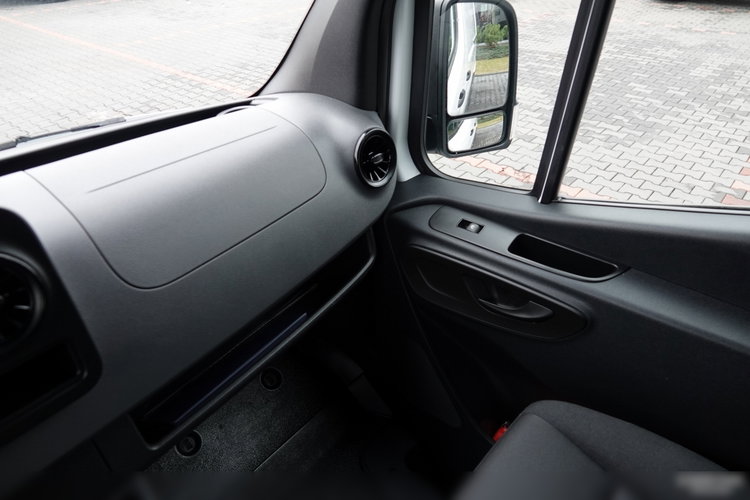 Mercedes SPRINTER / 2021 ROK / BLASZAK / SPROWADZONY /PO KONTRAKCIE SERWISOWYM / zdjęcie 35
