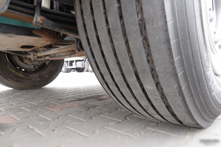 Volvo FM 400 / 6x4 / WYWROTKA / HYDROBURTA / BORDMATIC / MANUAL / SPROWADZONY zdjęcie 28