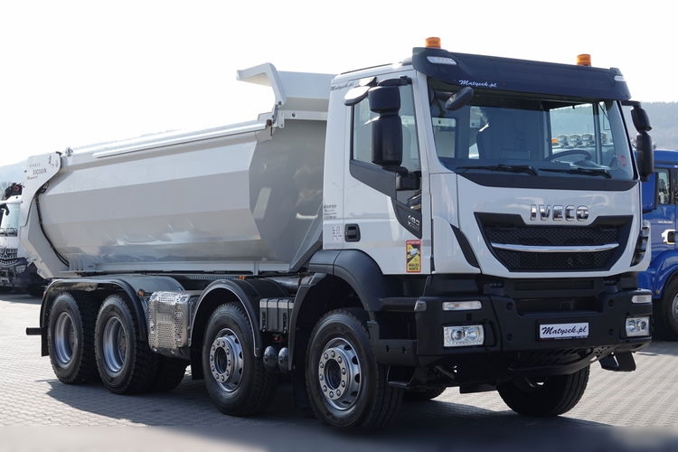 Iveco STRALIS X-WAY 480 / 8x4 / WYWROTKA TYLNOZSYP + HYDROKLAPA / OPONY 100% / 2020 R / SPROWADZONA zdjęcie 10