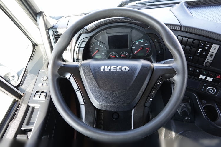 Iveco STRALIS X-WAY 480 / 8x4 / WYWROTKA TYLNOZSYP + HYDROKLAPA / OPONY 100% / 2020 R / SPROWADZONA zdjęcie 33