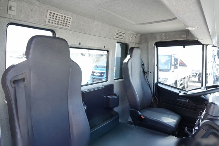 Iveco STRALIS X-WAY 480 / 8x4 / WYWROTKA TYLNOZSYP + HYDROKLAPA / OPONY 100% / 2020 R / SPROWADZONA zdjęcie 39