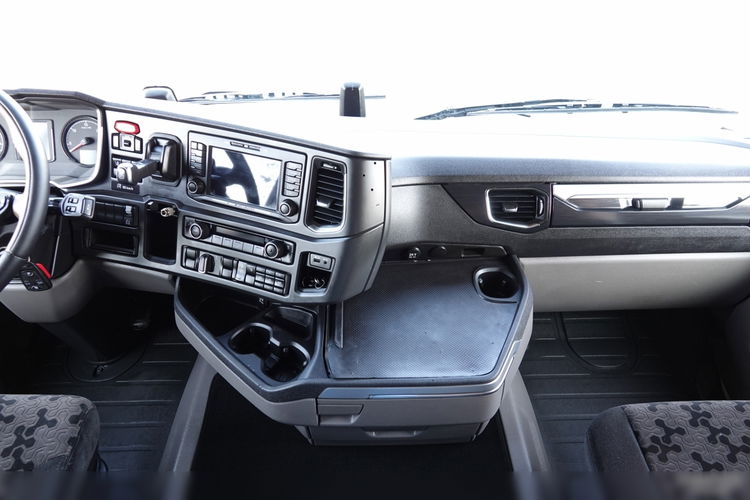 Scania R 450 / RETARDER / FULL AIRMATIC  / HYDRAULIKA /  OPONY 100% / SPROWADZONA / PO KONTRAKCIE SERWISOWYM zdjęcie 30