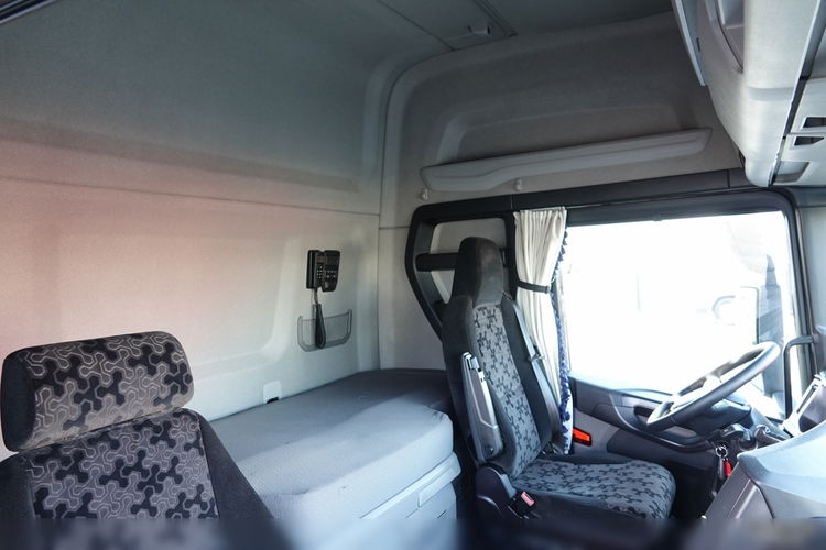 Scania R 450 / RETARDER / FULL AIRMATIC  / HYDRAULIKA /  OPONY 100% / SPROWADZONA / PO KONTRAKCIE SERWISOWYM zdjęcie 34
