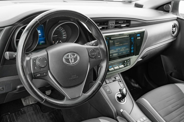 Toyota Auris GD470RW# Auris Hybrid 135 Premium Bluetooth Cz.cof. Salon PL VAT 23% zdjęcie 6