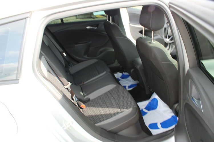 Opel Astra 1.2 145HP Elegance Gwarancja Led g.fotele zdjęcie 27